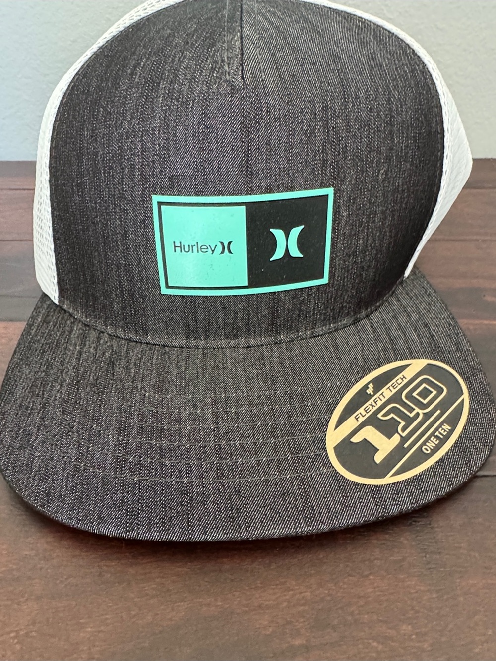 Hurley Black & Teal Patch Mesh-Back Snapback Hat